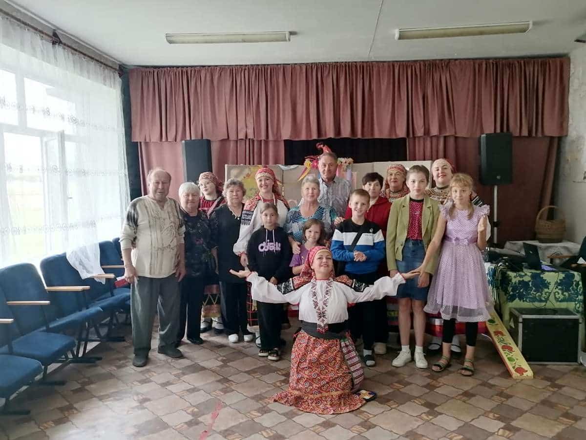 24 августа в рамках нестационарного обслуживания в селе Воскресеновка прошел праздник трех великих Спасов