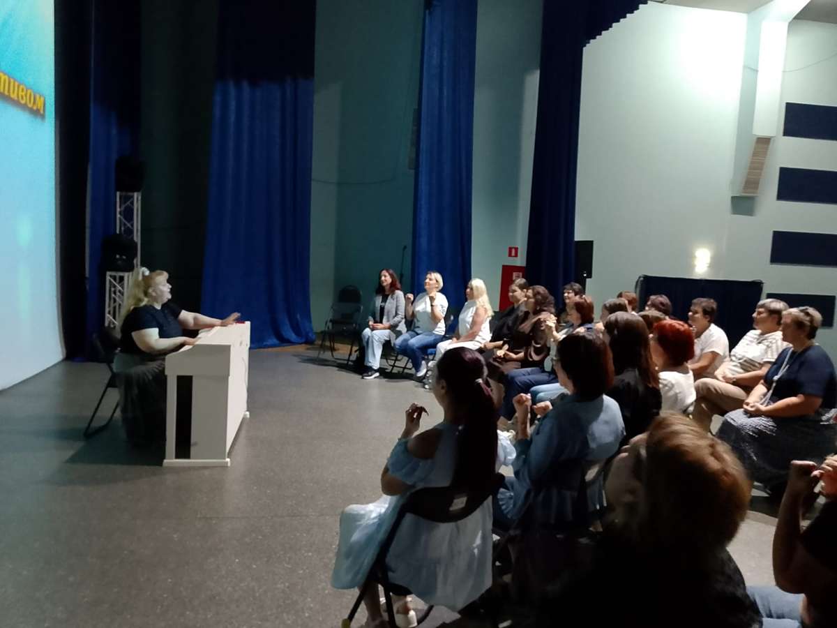 Семинар – практикум по эстрадному вокалу